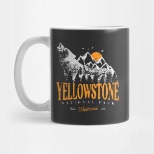 Yellowstone US National Park Wolf Mountains Adventure Vintage Mug